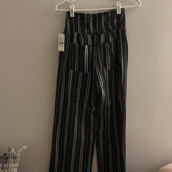 Pacsun Women’s M charcoal gray/black pants w white stripes - Picture 2 of 3